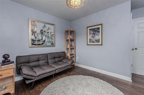 1092 Marley Crescent, Burlington, ON - Indoor Photo Showing Living Room