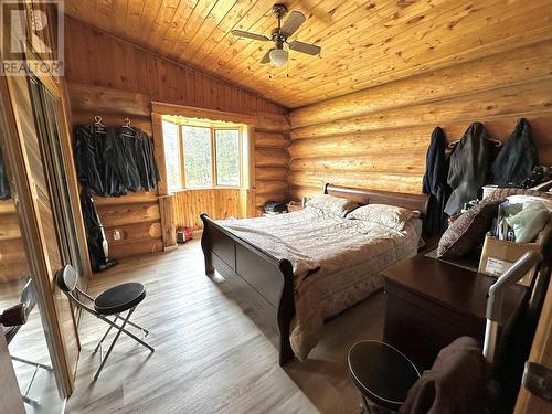 3173 Pritchard Road, Williams Lake, BC - Indoor Photo Showing Bedroom