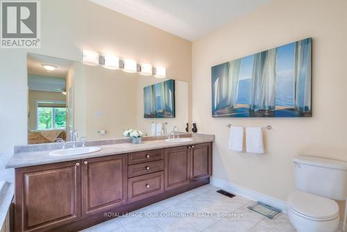 26 Bobby Locke Lane, Whitchurch-Stouffville, ON - Indoor Photo Showing Bathroom