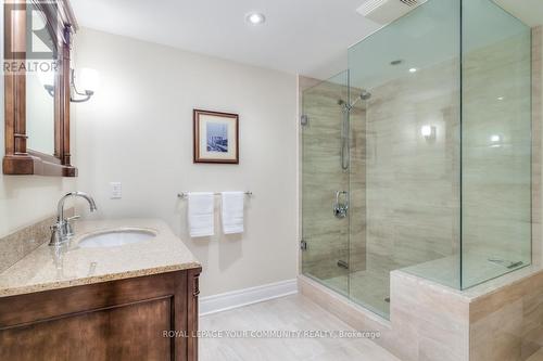 26 Bobby Locke Lane, Whitchurch-Stouffville, ON - Indoor Photo Showing Bathroom