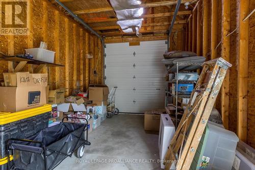 22 Cricket Place, Peterborough, ON - Indoor Photo Showing Garage