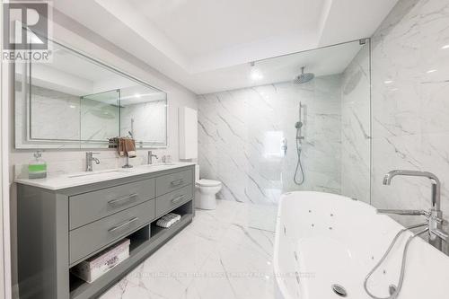 105 Tenth Street, Toronto (New Toronto), ON - Indoor Photo Showing Bathroom