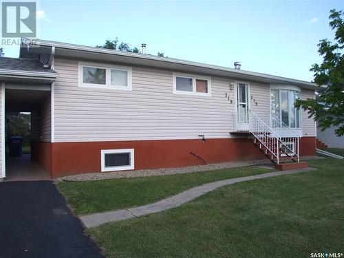 219 7Th Street W, Leader, SK - Outdoor