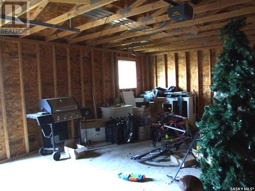 219 7Th Street W, Leader, SK - Indoor Photo Showing Basement