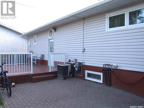 219 7Th Street W, Leader, SK - Outdoor With Deck Patio Veranda With Exterior