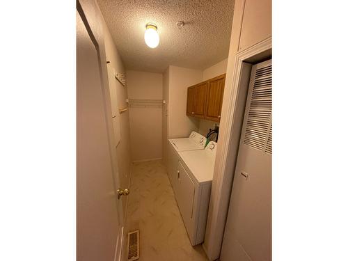 588 73Rd Avenue, Grand Forks, BC - Indoor Photo Showing Laundry Room