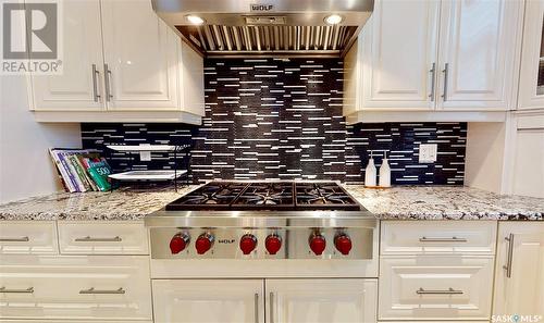 6005 Eagles Cove, Regina, SK - Indoor Photo Showing Kitchen