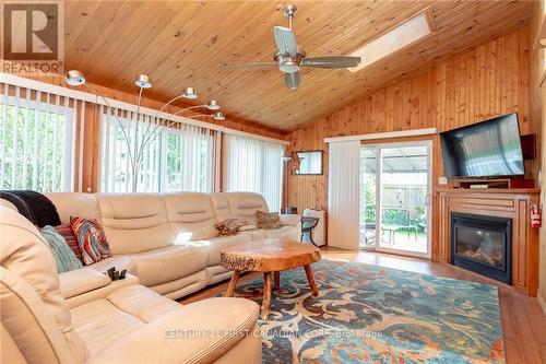 317 Frances Street, Central Elgin (Port Stanley), ON - Indoor Photo Showing Living Room With Fireplace