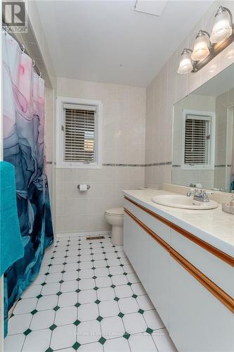 317 Frances Street, Central Elgin (Port Stanley), ON - Indoor Photo Showing Bathroom