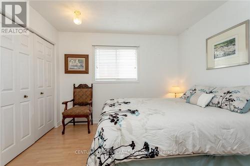 317 Frances Street, Central Elgin (Port Stanley), ON - Indoor Photo Showing Bedroom