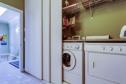 126-5300 Huston Road, Peachland, BC - Indoor Photo Showing Laundry Room