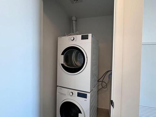 1604-50 O'Neill Rd, Toronto, ON - Indoor Photo Showing Laundry Room