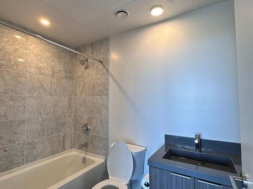 1604-50 O'Neill Rd, Toronto, ON - Indoor Photo Showing Bathroom