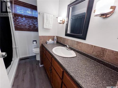 641 Eastwood Street, Prince Albert, SK - Indoor Photo Showing Bathroom