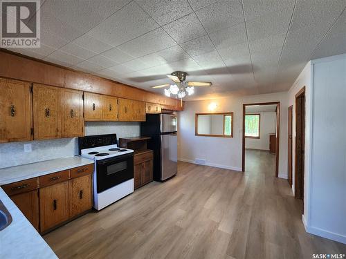 910 Qu'Appelle Street, Grenfell, SK - Indoor Photo Showing Kitchen