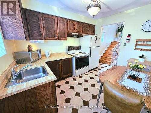 3182 Weston Road, Toronto (Humbermede), ON - Indoor Photo Showing Kitchen With Double Sink