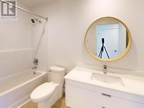 7265 Edgehill Crescent, Powell River, BC - Indoor Photo Showing Bathroom