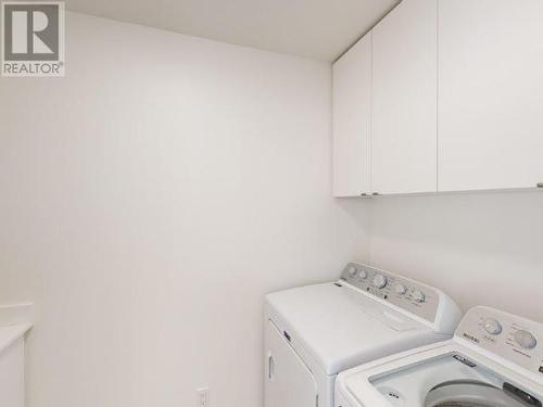 7265 Edgehill Crescent, Powell River, BC - Indoor Photo Showing Laundry Room