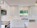 7265 Edgehill Crescent, Powell River, BC  - Indoor Photo Showing Kitchen With Double Sink 