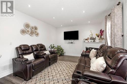 16 Mendocino Drive, Vaughan, ON - Indoor Photo Showing Living Room