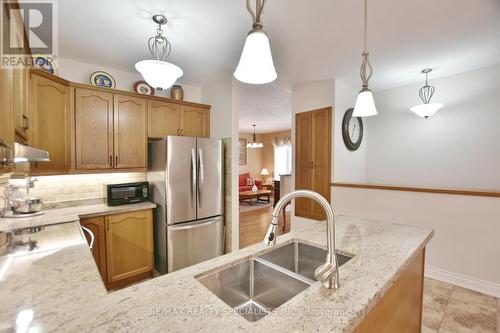 37 Tona Trail, Wasaga Beach, ON - Indoor Photo Showing Kitchen With Stainless Steel Kitchen With Double Sink