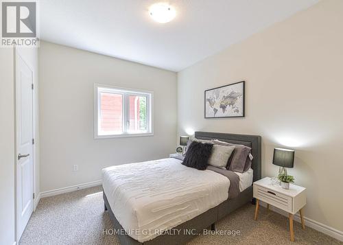 315 Beechwood Forest Lane, Gravenhurst, ON - Indoor Photo Showing Bedroom