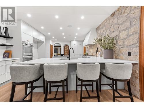 539 Knowles Road, Kelowna, BC - Indoor Photo Showing Dining Room