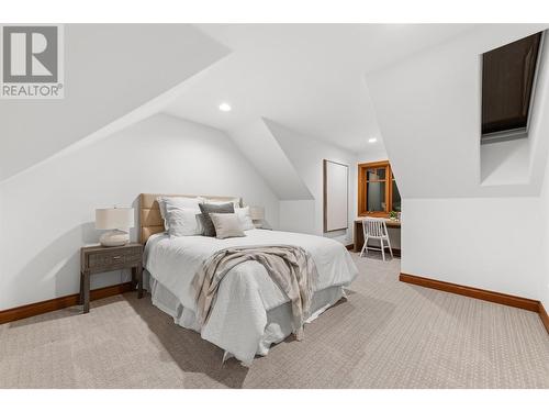 539 Knowles Road, Kelowna, BC - Indoor Photo Showing Bedroom