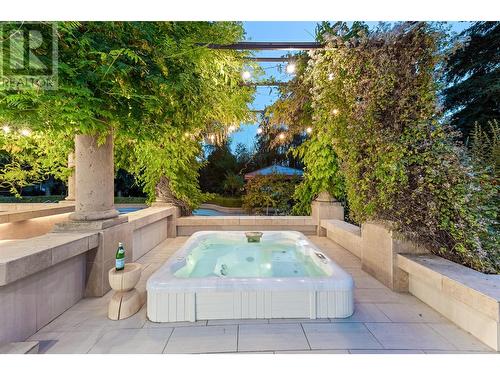 539 Knowles Road, Kelowna, BC - Outdoor