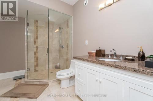 2513 Sharon Crescent, Mississauga, ON - Indoor Photo Showing Bathroom