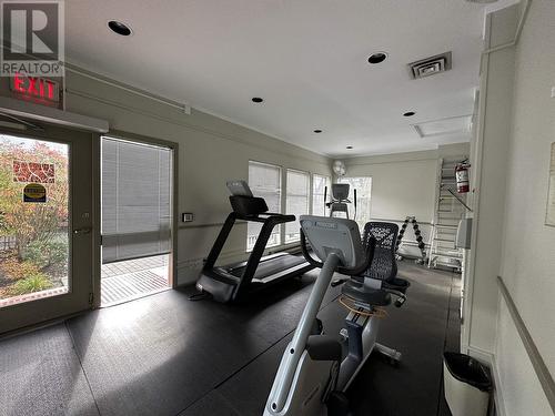 7680 Columbia Street, Vancouver, BC - Indoor Photo Showing Gym Room