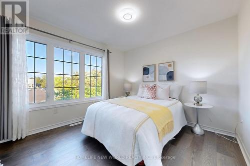 197 Beechborough Crescent, East Gwillimbury, ON - Indoor Photo Showing Bedroom