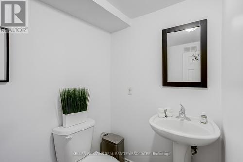 224 Fairway Road N, Kitchener, ON - Indoor Photo Showing Bathroom