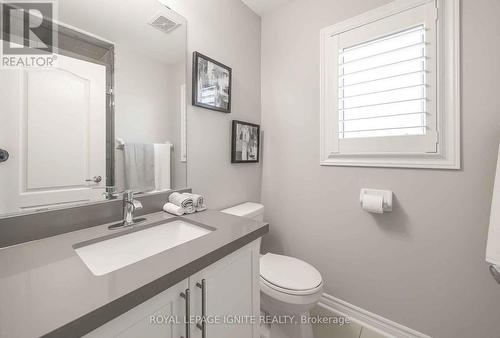 95 Mcroberts Crescent, Clarington, ON - Indoor Photo Showing Bathroom
