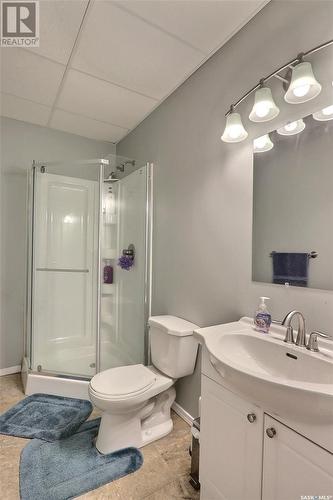 1400 1St Street E, Prince Albert, SK - Indoor Photo Showing Bathroom