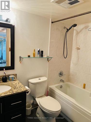 1107 - 9015 Leslie Street, Richmond Hill, ON - Indoor Photo Showing Bathroom