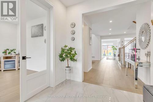 16 Samuel Crescent, Springwater (Centre Vespra), ON - Indoor Photo Showing Other Room