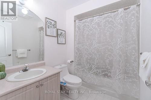 7 Springtown Trail, Brampton, ON - Indoor Photo Showing Bathroom