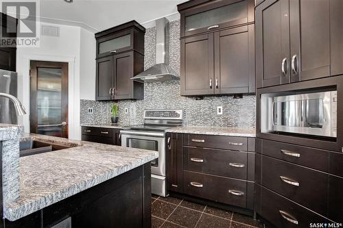310 Mckague Crescent, Saskatoon, SK - Indoor Photo Showing Kitchen With Upgraded Kitchen