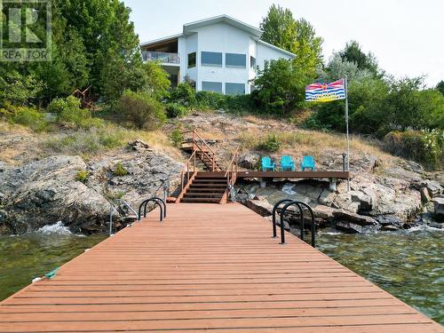 5538 Lakeshore Road, Kelowna, BC - Outdoor With Body Of Water