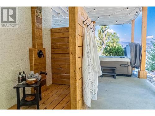 5538 Lakeshore Road, Kelowna, BC -  Photo Showing Other Room