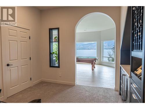 5538 Lakeshore Road, Kelowna, BC - Indoor Photo Showing Other Room