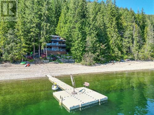 7302 Sunnybrae Canoe Point Road, Tappen, BC - Outdoor With Body Of Water