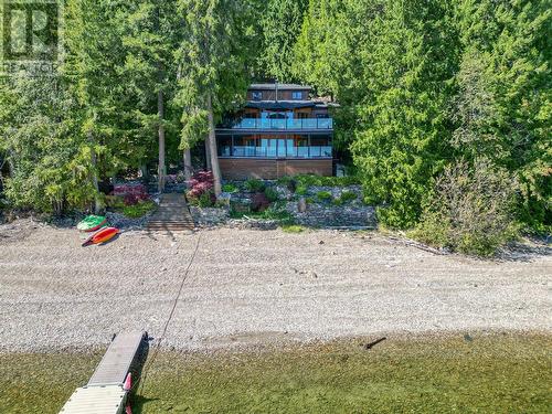 7302 Sunnybrae Canoe Point Road, Tappen, BC - Outdoor