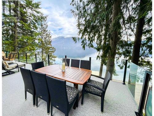 7302 Sunnybrae Canoe Point Road, Tappen, BC - Outdoor With Deck Patio Veranda