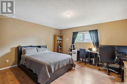 411 15Th Street W, Prince Albert, SK - Indoor Photo Showing Bedroom