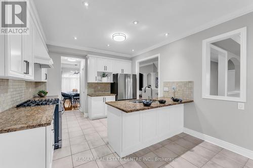 3 Hugo Road, Brampton, ON - Indoor Photo Showing Kitchen