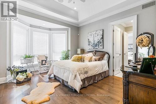 175 Pineway Parkway, Kingsville, ON - Indoor Photo Showing Bedroom