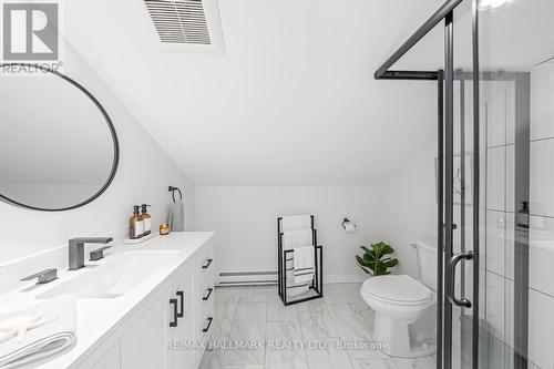 12 Shelley Drive, Kawartha Lakes, ON - Indoor Photo Showing Bathroom