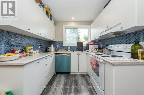 19 George Street, Richmond Hill (Oak Ridges), ON - Indoor Photo Showing Kitchen